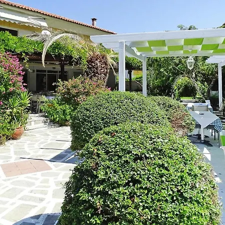 In By The Sea Appartement Fourka